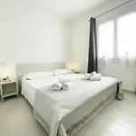דירה Laureliving Residenza Katia לה מדלנה