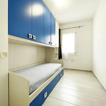 Apartment Pgs Immobiliare Srls - Residenza Katia - Moderno Trilocale Con Terrazza E Parcheggio -