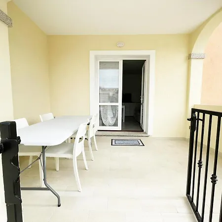 Apartment Pgs Immobiliare Srls - Residenza Katia - Moderno Trilocale Con Terrazza E Parcheggio -